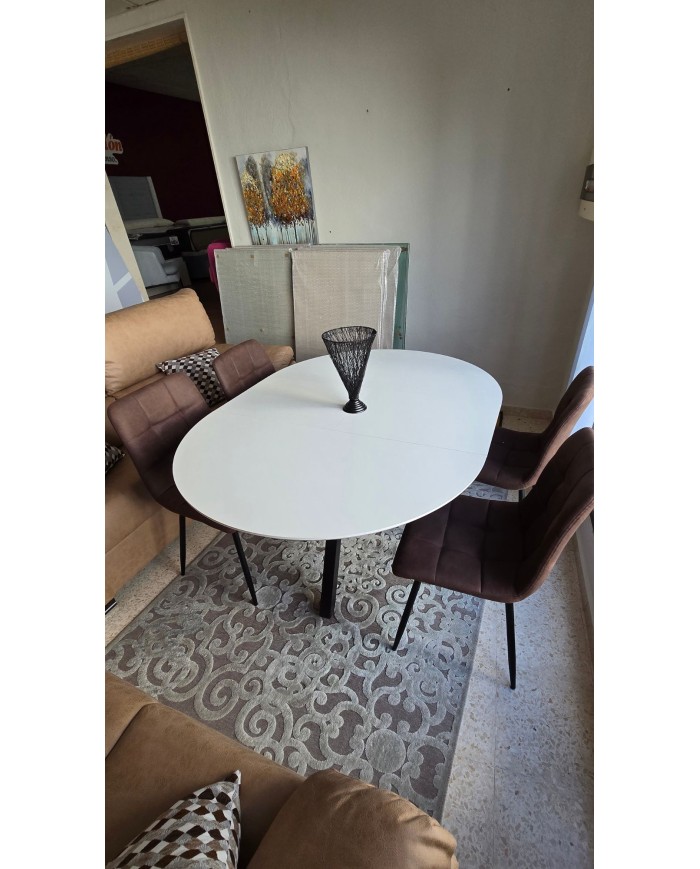 Pack mesa redonda cerrada-extensible ovalada + 4 sillas