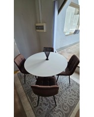 Pack mesa redonda cerrada-extensible ovalada + 4 sillas