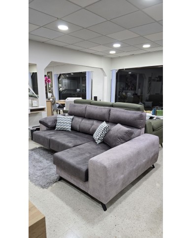 Chaise longue con respaldo reclinable y asientos deslizantes