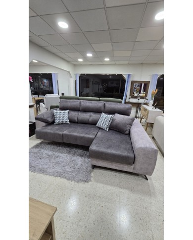Chaise longue con respaldo reclinable y asientos deslizantes