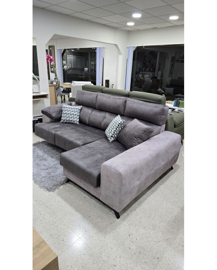Chaise longue con respaldo reclinable y asientos deslizantes