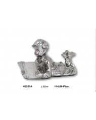 Figura decorativa niña plata