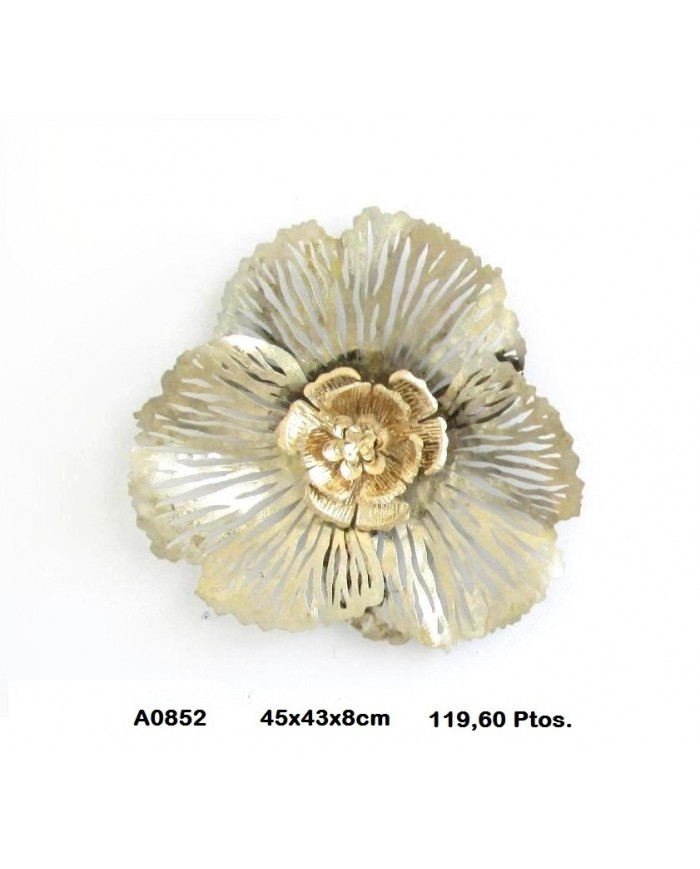 Flor decorativa color oro