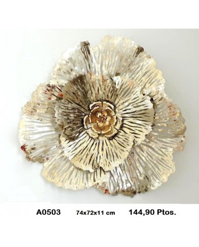 Flor decorativa color oro